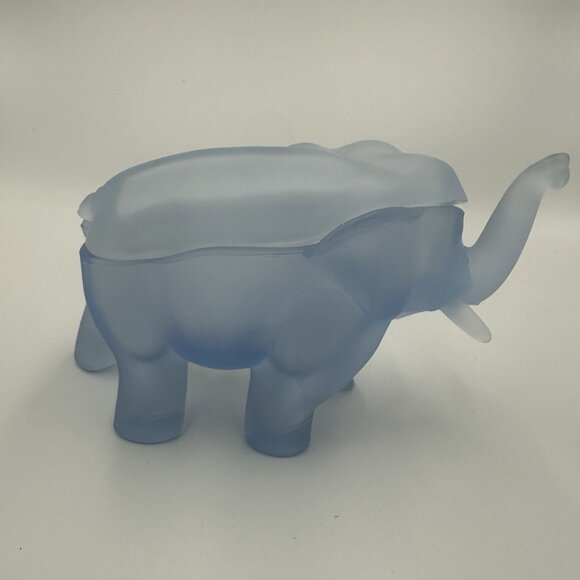 Vintage Indiana Glass Frosted Baby Blue Elephant Candy Jar Trinket Dish Charming - Picture 2 of 10